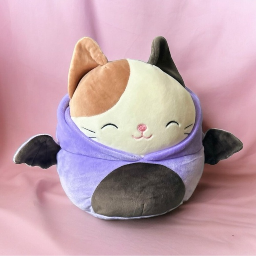 Cam the Cat in Halloween Joldy the Bat costume 8”Squishmallow